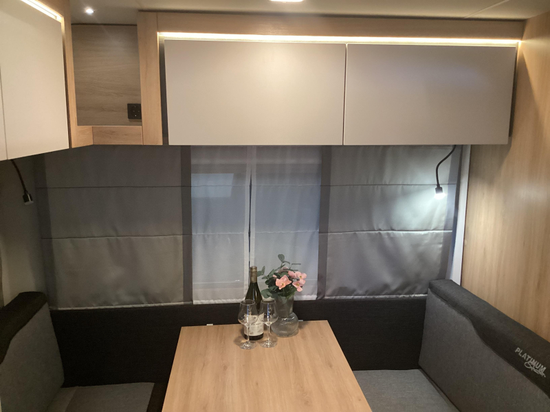 Knaus Sport Platinum 420 QD model 2027 