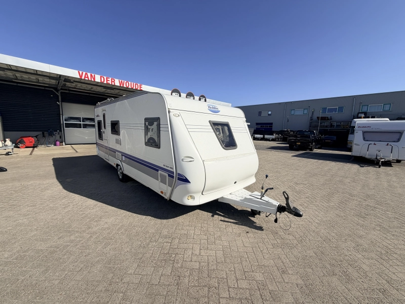 Hobby De luxe Easy 560 KMFE Voortent, 6 pers.  foto: 0