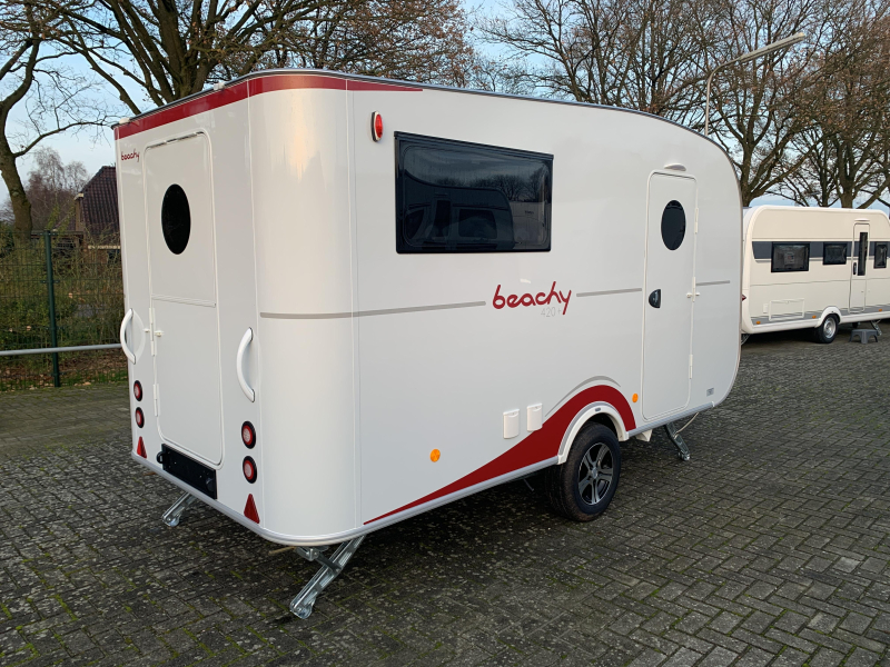Hobby Beachy 420+ Model 2026  foto: 1