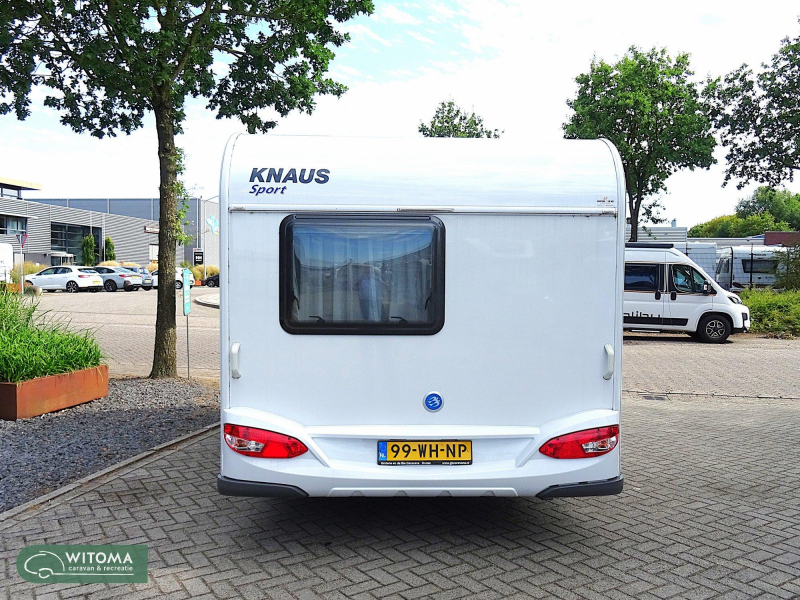 Knaus Sport 420 mover + voortent  foto: 22