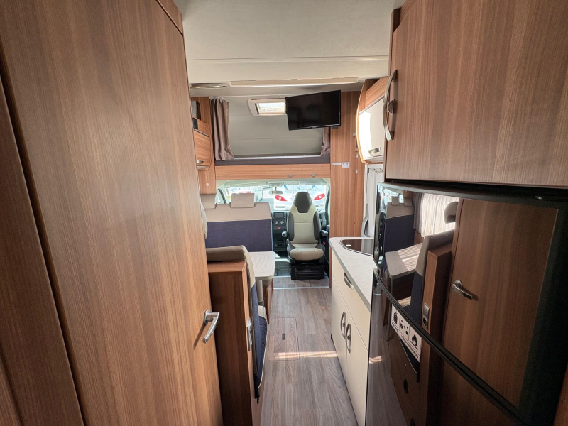 Weinsberg CaraHome 600 DKG Stapelbed/alkoof/6-zitpls  foto: 7