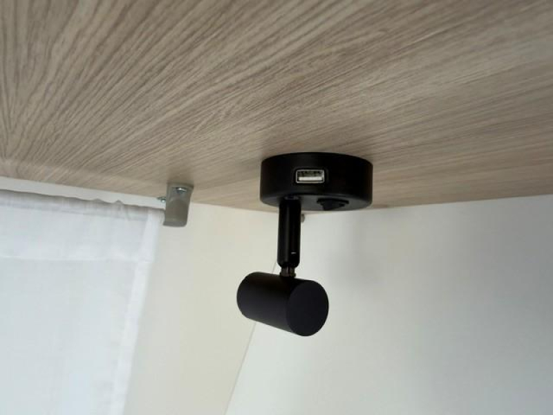 Caravelair Sport Line 455 Frans bed - Ruime rondzit  foto: 16
