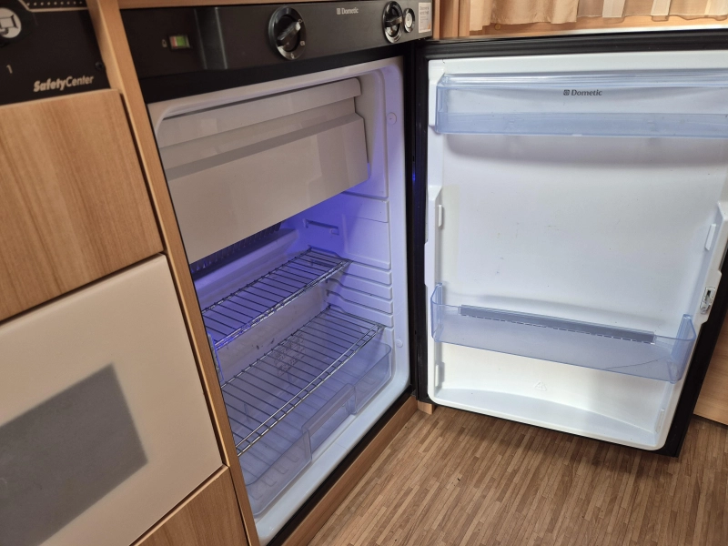 Dethleffs Camper Style 430 DB MOVER - VOORTENT - L  foto: 14
