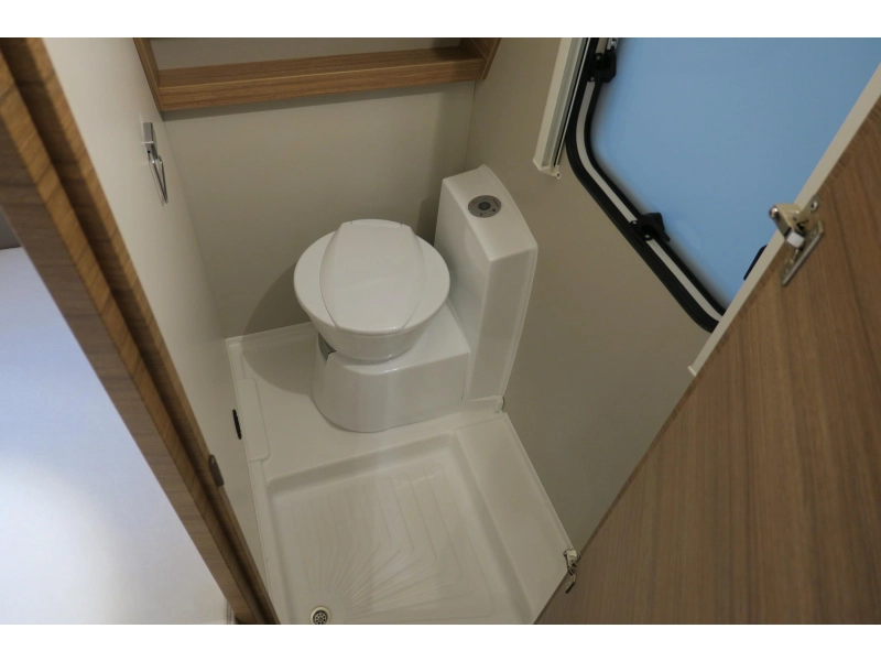 Weinsberg CaraOne Edition HOT 450 FU MOVER+VOORTENT+FIETSENDR.  foto: 9
