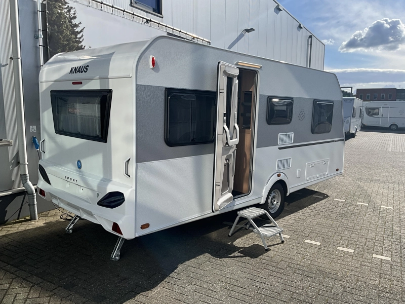 Knaus Sport 500 EU GRATIS MOVER-ENKELE BED  foto: 1