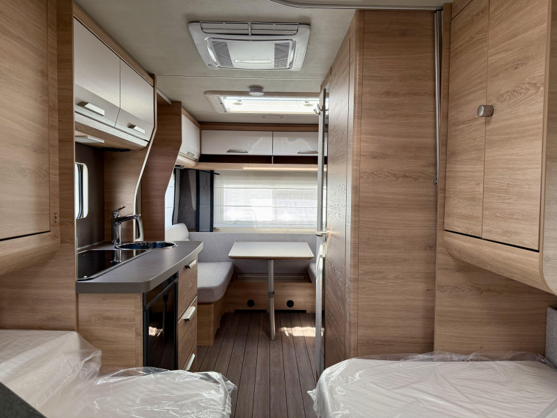 Knaus Sudwind Black Selection 460 EU Airco Actie!  foto: 12