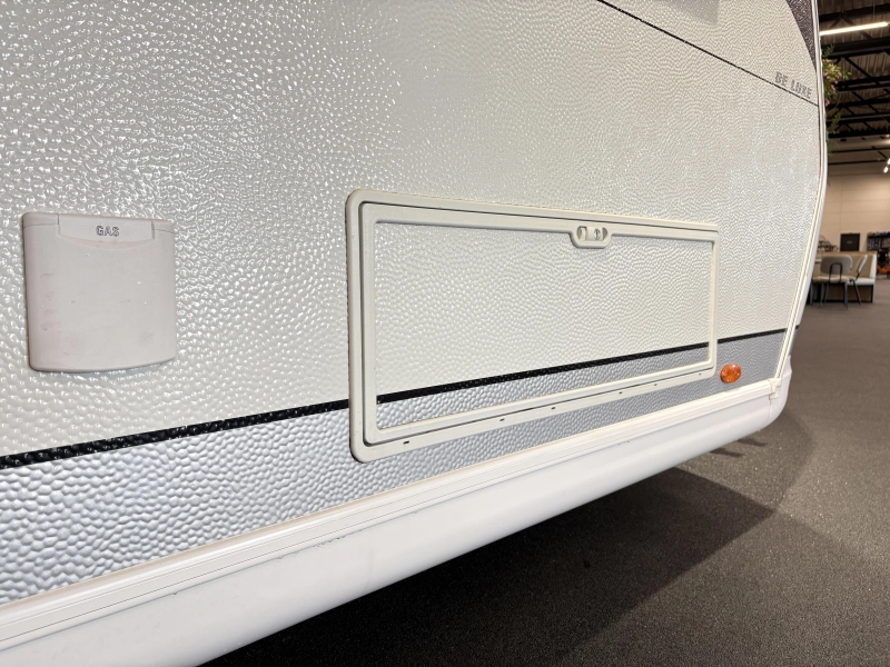 Hobby De Luxe 540 UL mover / luifel / fietsdr  foto: 16