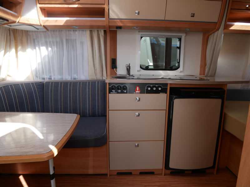 Dethleffs Camper 450 FL Mover, luifel, fietsrek  foto: 6