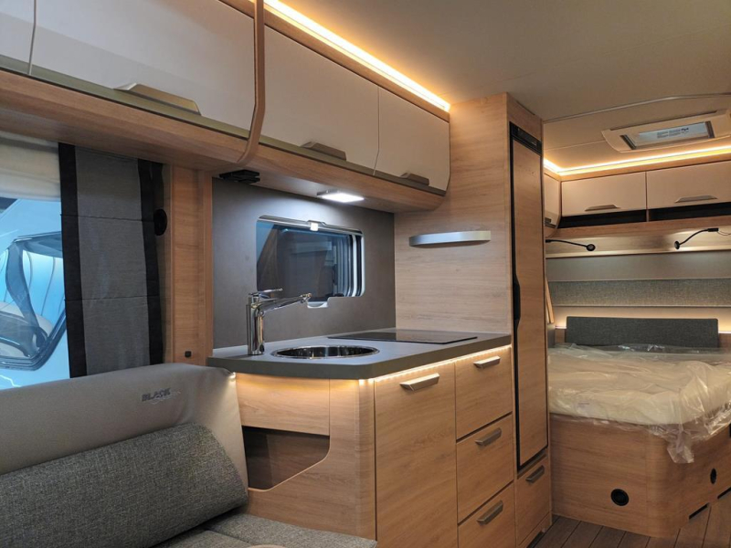 Knaus Sudwind Black Selection 500 FU  foto: 3