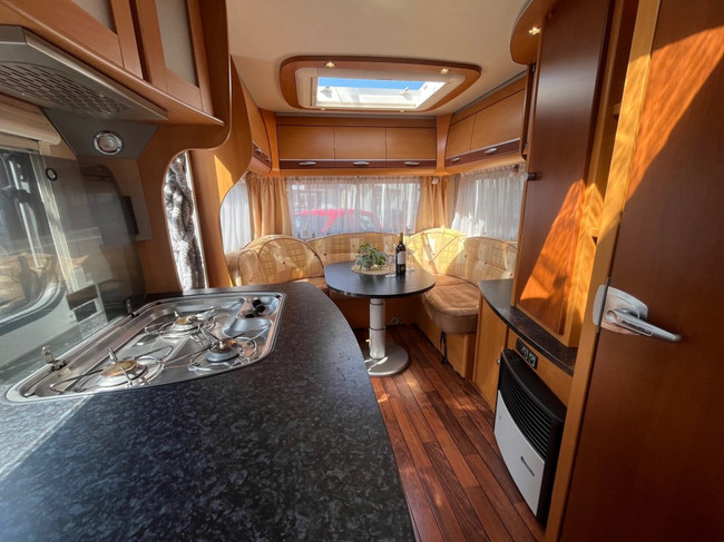 Dethleffs Beduin Emotion 495 Mover Voortent Compleet ingericht en Vakantieklaar foto: 3