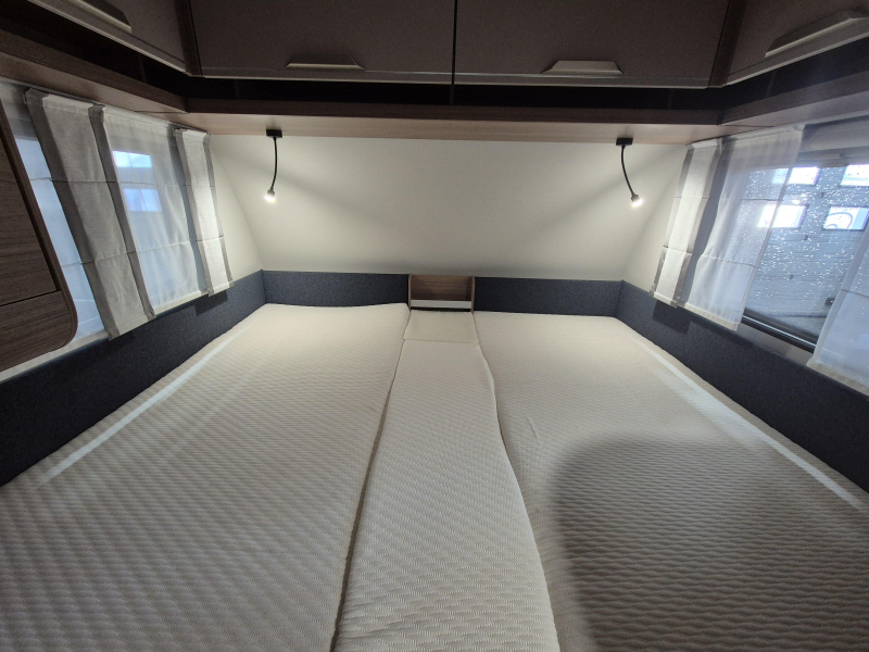 Knaus Sport 460 EU enkele bedden!  foto: 15