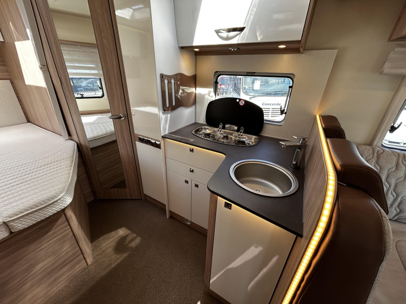 Bürstner Limited T 660 Fransbed/Automaat/2023  foto: 11