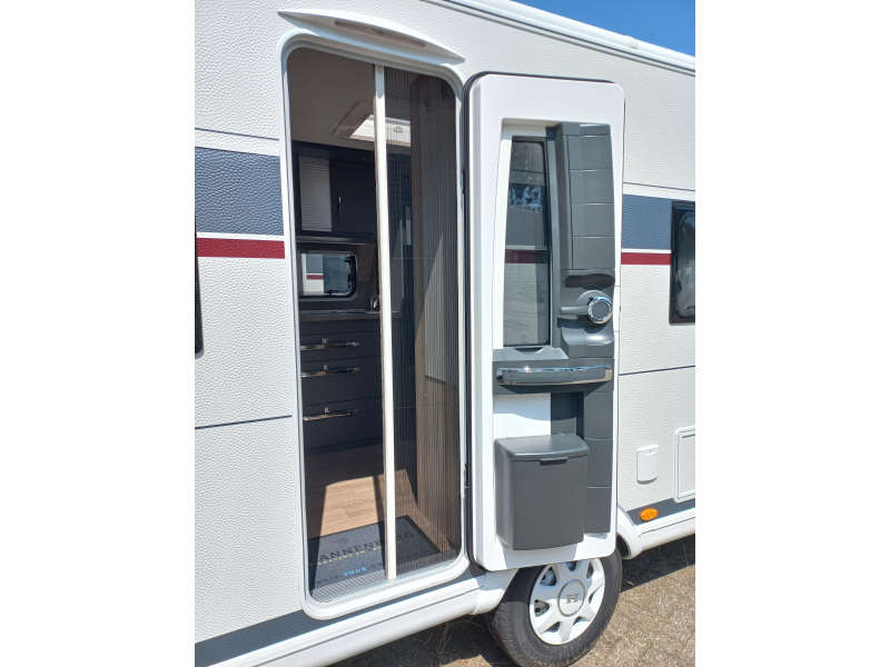 Hobby De Luxe 460 UFE 1500kg  foto: 3