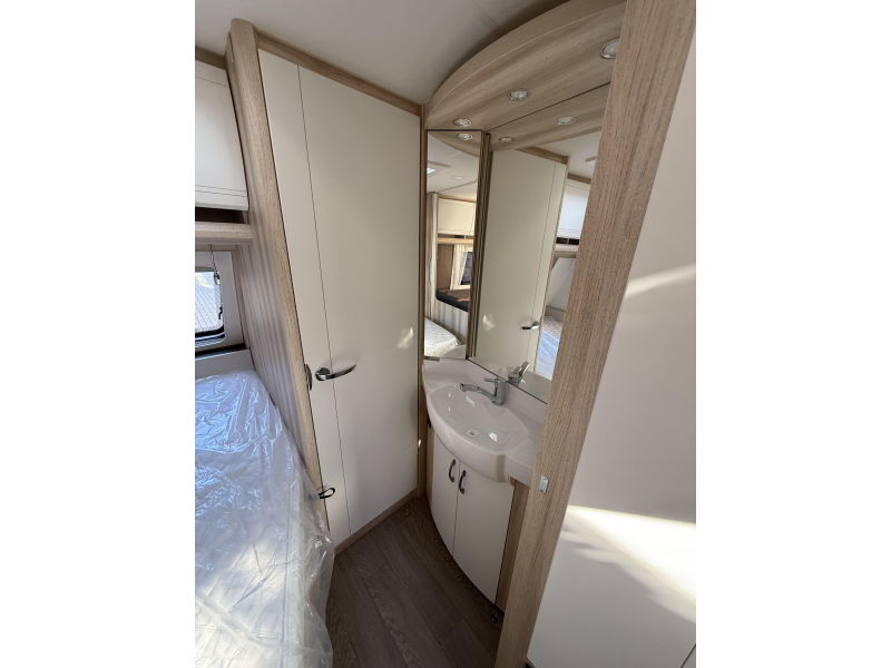 Hobby De Luxe 400 SFE  foto: 5