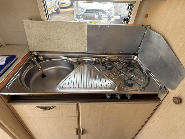 TEC TE 360 K Siena Saphir met mover en voortent foto: 10