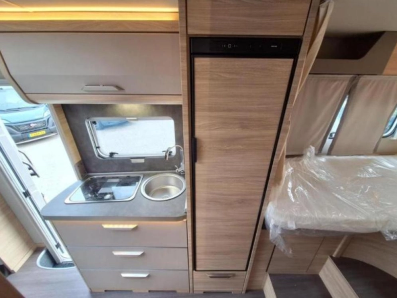 Knaus Van TI Plus 650 MEG AUTOMAAT+AIRCO+SCHOTEL  foto: 12