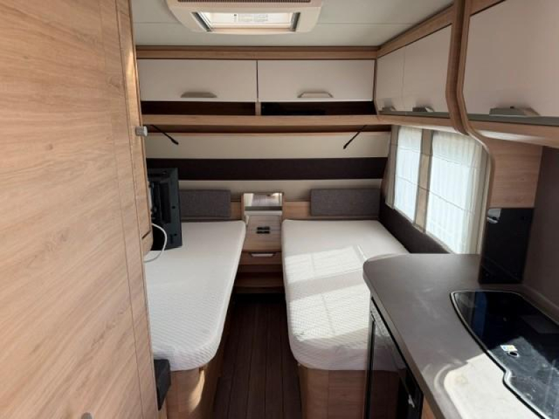 Knaus Sudwind 60 Years 500 EU mover airco fietsenrek  foto: 11