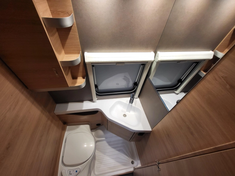 Knaus Sudwind Black Selection 460 EU uit voorraad leverbaar  foto: 11