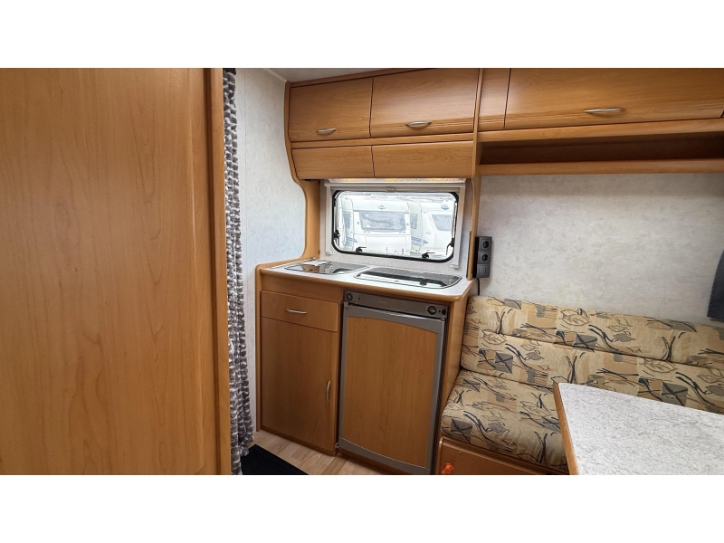 Wilk Stern 400 MD keuken treinzit frans bed  foto: 4