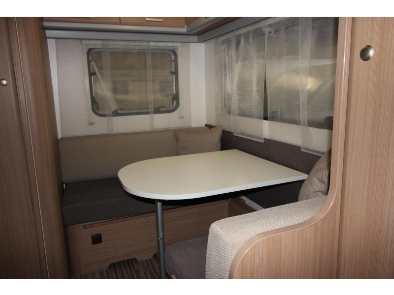 Adria Aviva Lite 390 PS Mover,Voortent,Fietsenrek  foto: 6