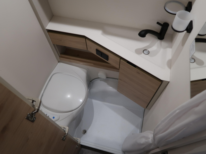 Dethleffs Camper 460 EL SUPERAANBIEDING NIEUW!!!!  foto: 12