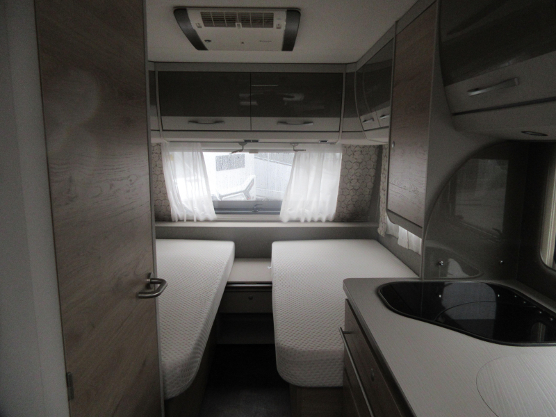 Dethleffs Nomad Avantgarde 460 LE ZEER COMPLEET! 