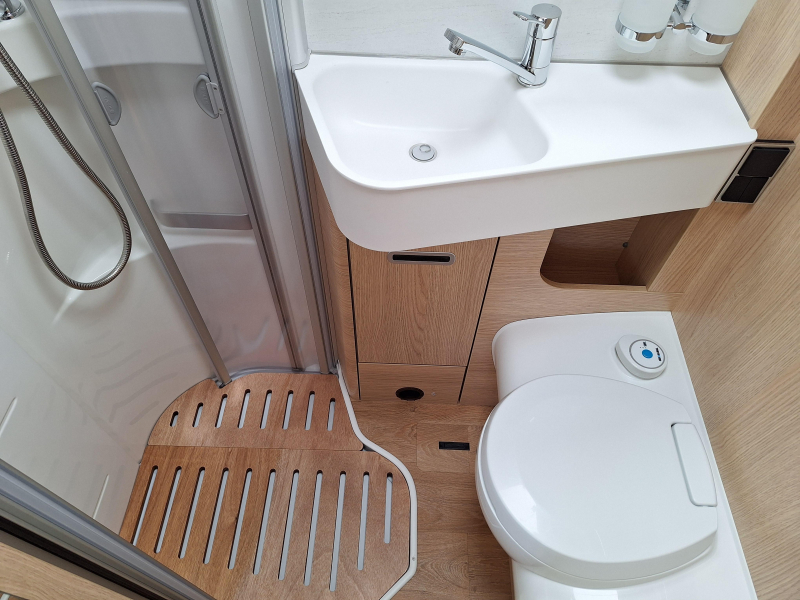 Hymer BMC-T WhiteLine 600 LEVEL-AIRCO-ZON-1E EIGE  foto: 7