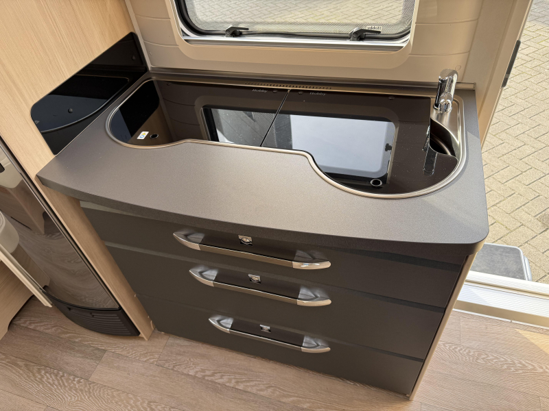 Hobby De Luxe Edition 495 UL 2 BEDDEN MOVER LUIFEL TOP  foto: 9