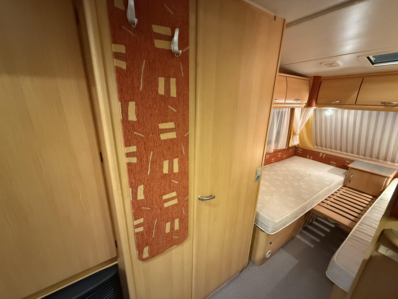 TEC Travel King 470 TE 2 BEDDEN ZITJE MOVER TENT  foto: 16