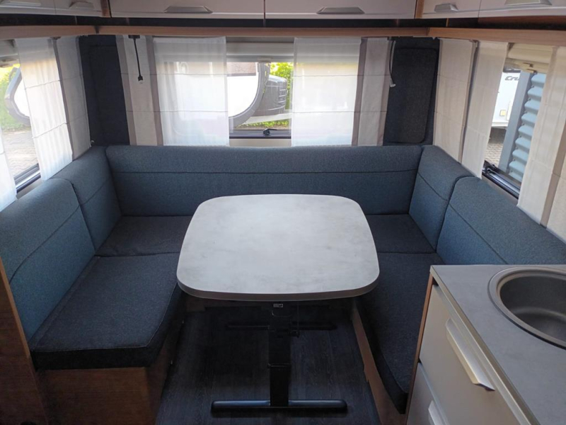 Knaus Sport 450 FU  foto: 2