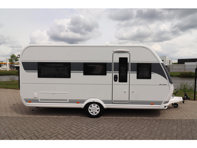 Hobby De Luxe 460 LU Autark / Enkele bedden foto: 1