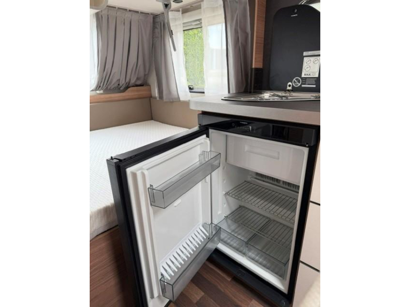 Weinsberg CaraOne Edition HOT 390 QD mover luifel fietsenrek  foto: 18