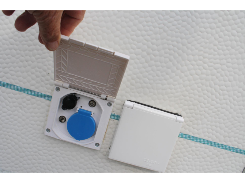 Eifelland Holiday Special 420 