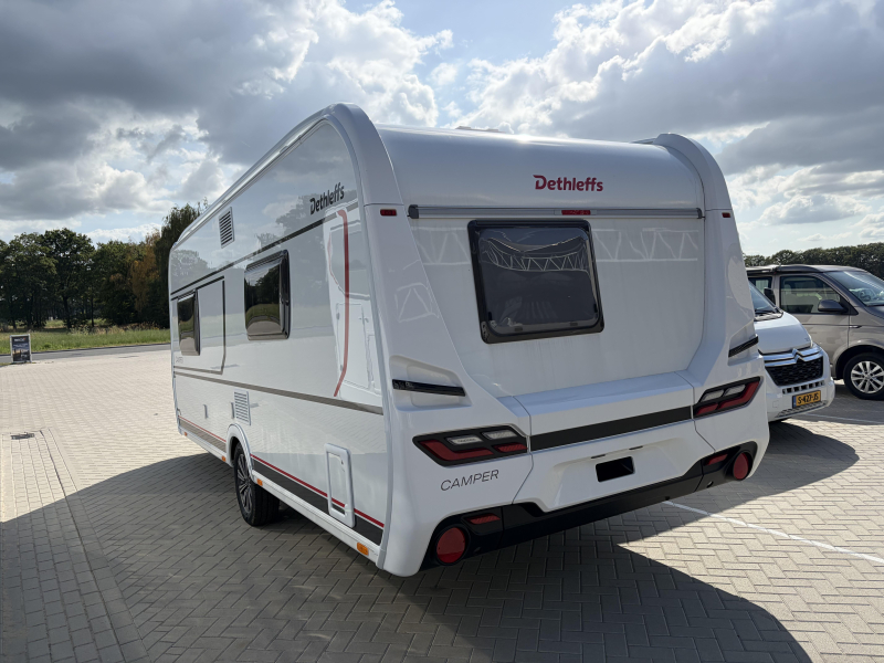 Dethleffs Camper 520 ELT met badkamer achterin 
