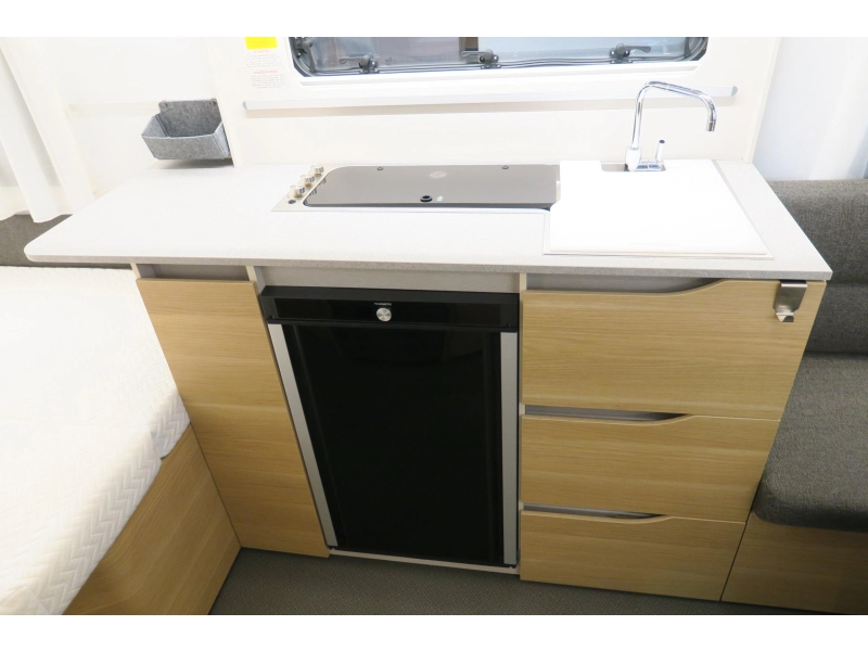 Adria Adora 462 PU CASSETTELUIF+MOVER+VLOERV  foto: 7