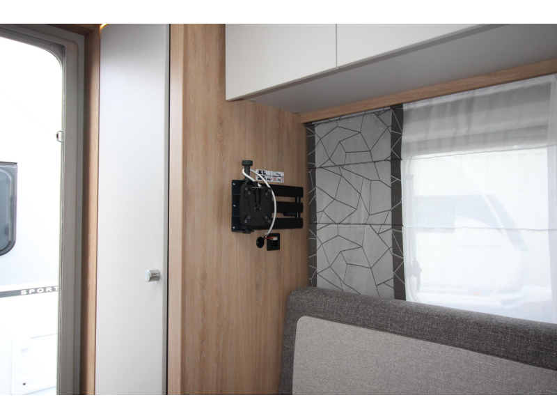 Knaus Sport 420 QD Dwarsbed & ruime keuken!  foto: 15