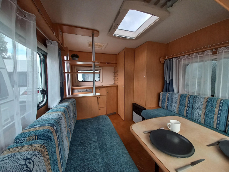 Caravelair Ambiance Style 372 mover-Unico-GFK-fiets-etc  foto: 8