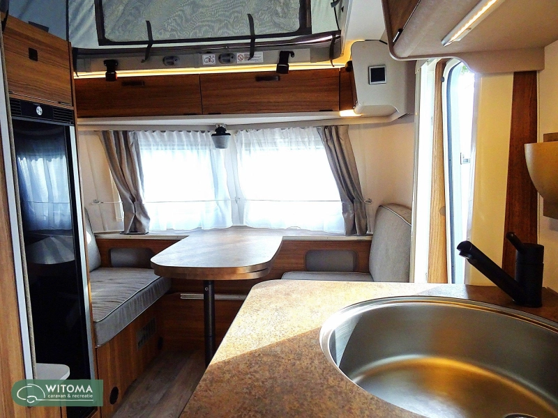 Eriba Touring 642 Slaap dak uitvoering  foto: 3