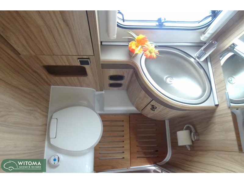 Eriba Nova GL - 60 edition 495 complete caravan !  foto: 15