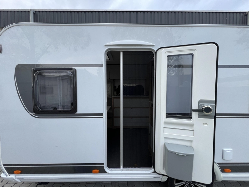 Dethleffs Aero 470 FR Voortent, Fietsendrager,  foto: 14