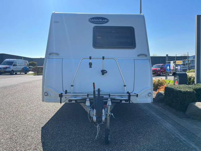 Caravelair Antares 476 Family Stapelbed | Fietsenrek | Voortent | TV | Fransbed | Treinzit | Hor