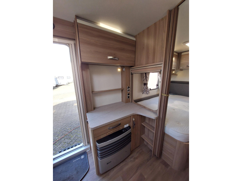 Sprite Alpine Sport 470 CF voortent-mover-GFK-etc  foto: 14