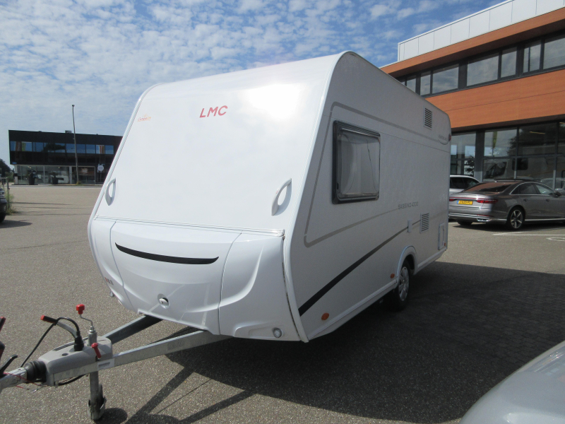 LMC Sassino 430 D ZEER NETJES MET VOORTENT  foto: 18