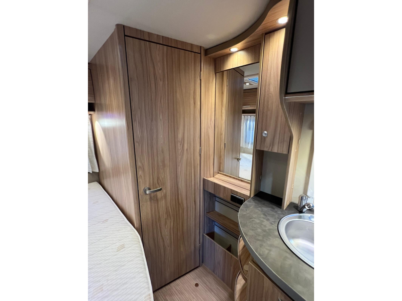 Eriba Nova Light Delight 465 mover, isabella, tent  foto: 13