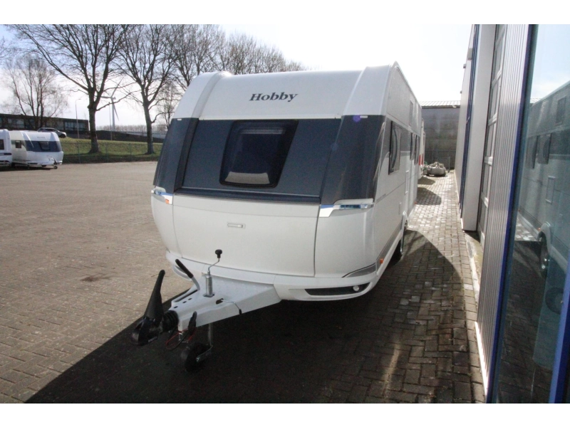 Hobby Excellent Edition 540 UL Enkele bedden en rondzit! 