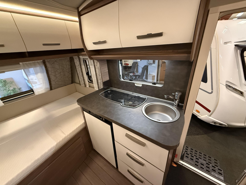 Knaus Sport 400 QD VASTBED MOVER LUIFEL(TOP)  foto: 13