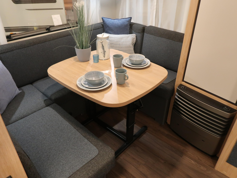 Knaus Sport 500 EU !! BED VAN 210CM LANG !!!  foto: 10