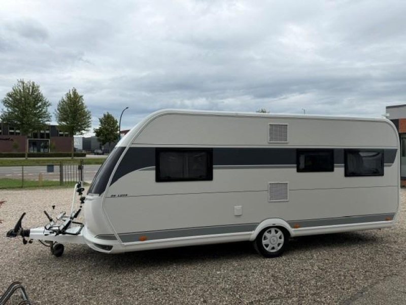 Hobby De Luxe 540 UL mover fietsenrek 1800KG  foto: 4