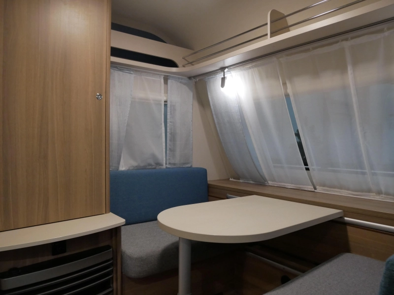 Dethleffs C'Joy 460 LE Dorema voortent  foto: 4