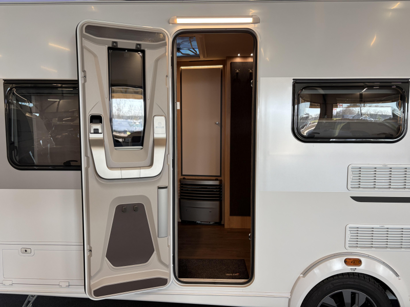 Knaus Sport 500 EU enkele bedden 